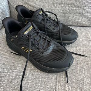 Skechers Slip-ins Go Walk Flex Womens Casual Sneakers in Black Gold  - 9 US